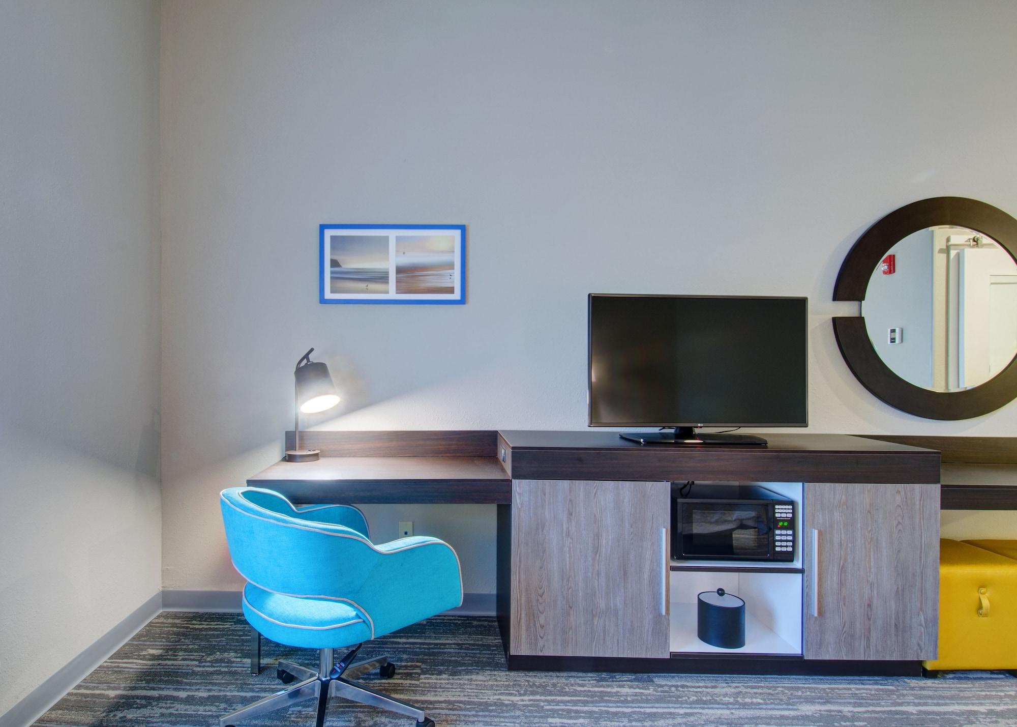Hampton Inn & Suites Boston/Стоутон Экстерьер фото